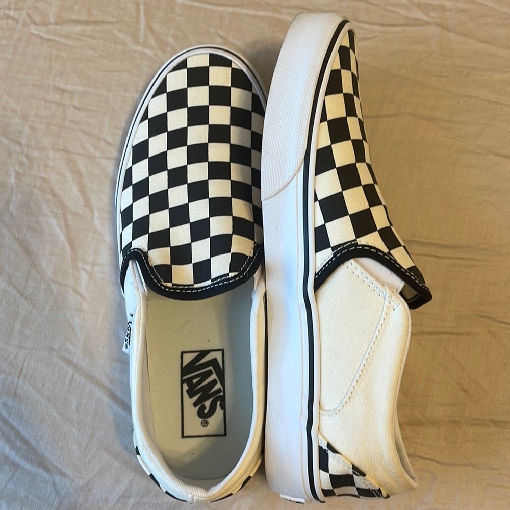 Black and white checkered Vans